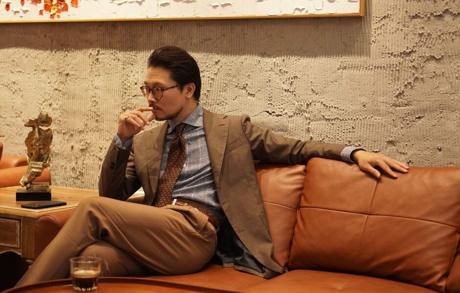 정장부터 업무복까지 제공하는 유니폼 회사